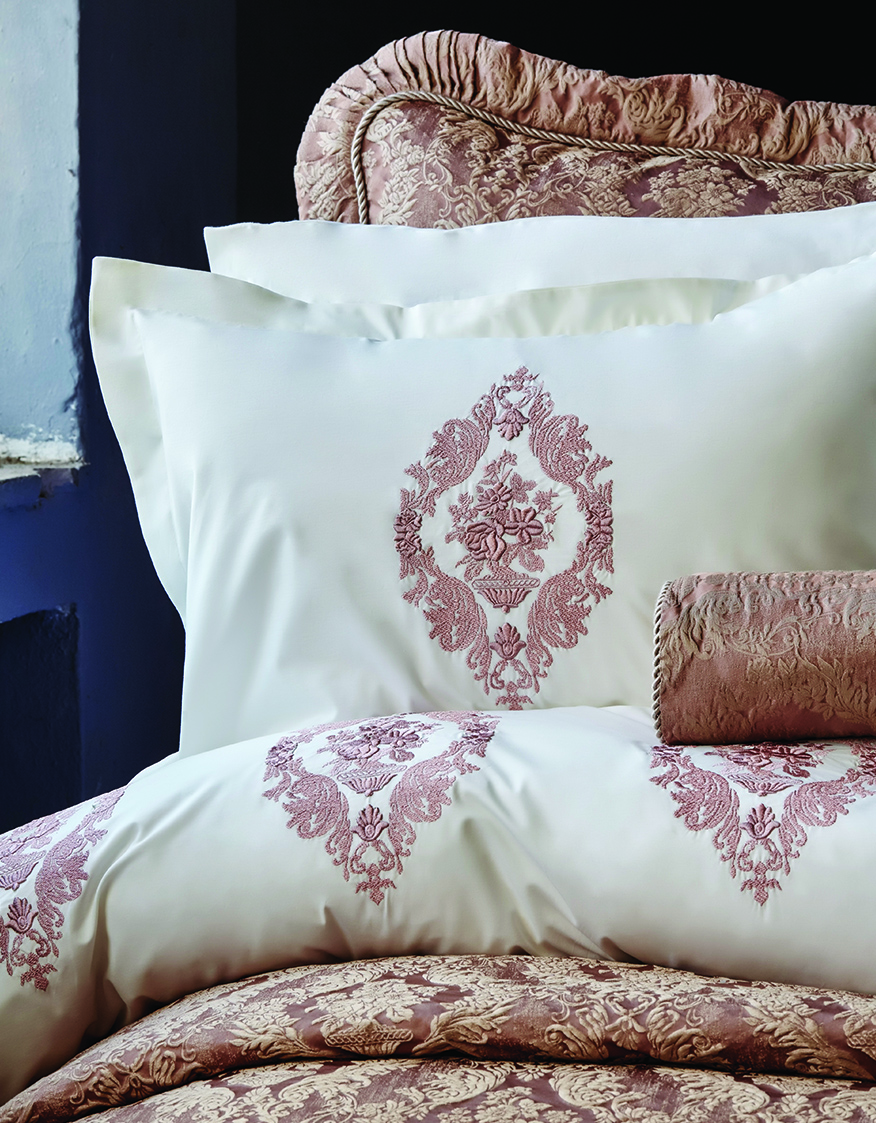 Karaca Home Astoria Yatak Ortusu Seti Gul Kurusu Karaca Home