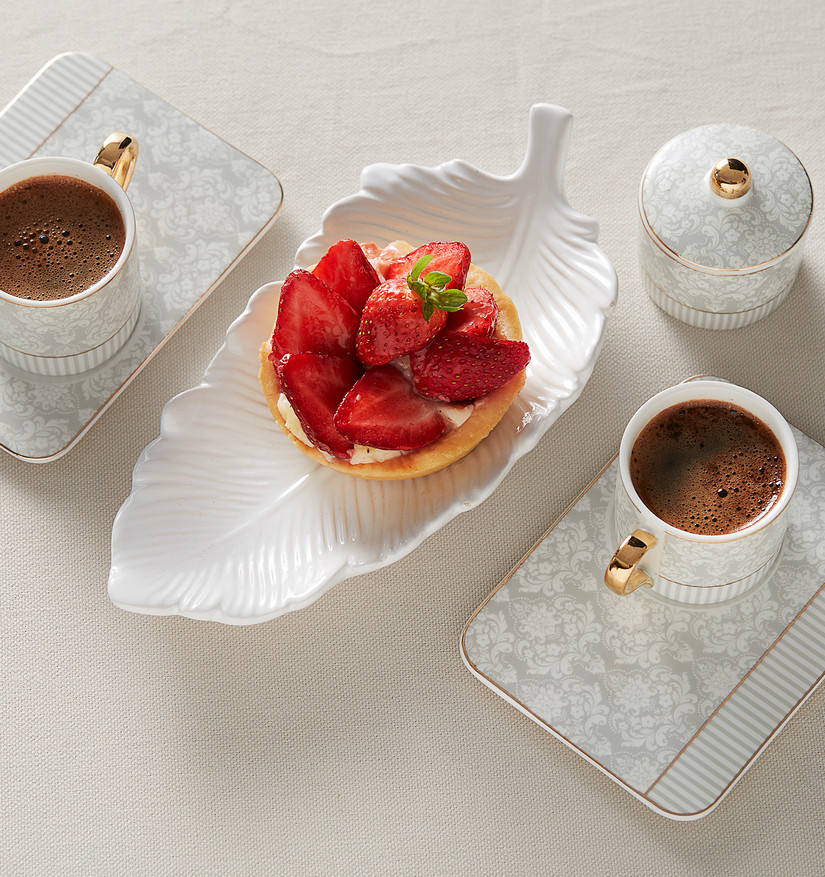 Karaca Queen Beyaz 2 Kişilik Lokumluklu Kahve Fincan Takımı Cookplus